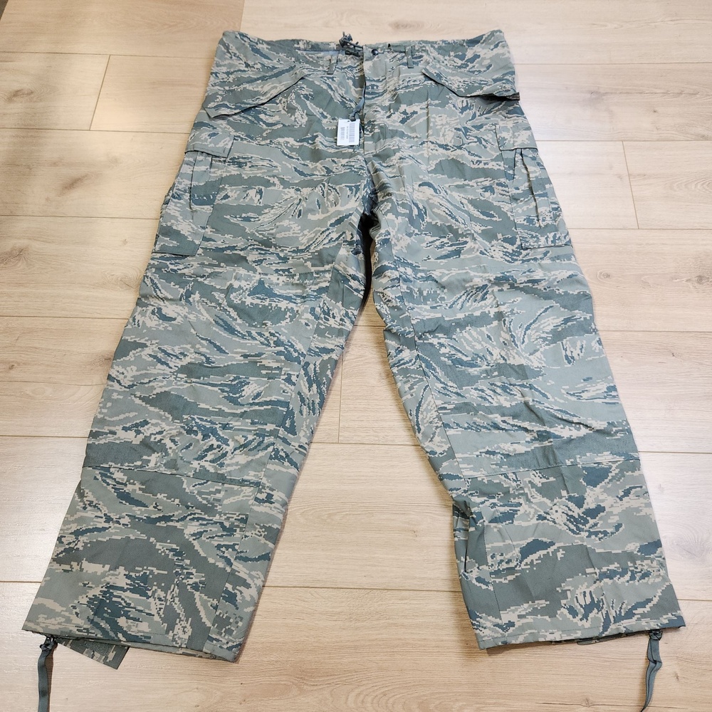 Tennier Industries Rain Pants Mens XL Reg APECS Air Force Tiger Stripe Camo Army
